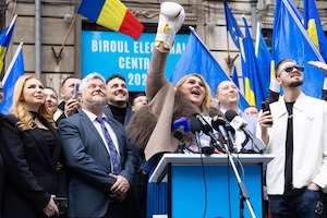 Sursa foto: Facebook / Diana Iovanovici Şoşoacă- Oficial